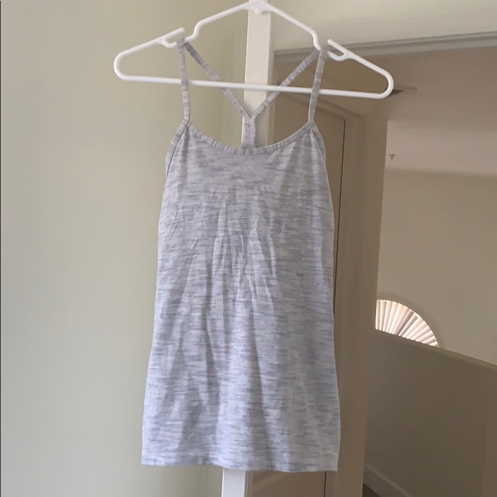 Lululemon Y tank with built in bra